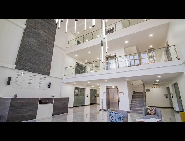 299M² OFFICE FOR SALE IN ALLEN'S NEK